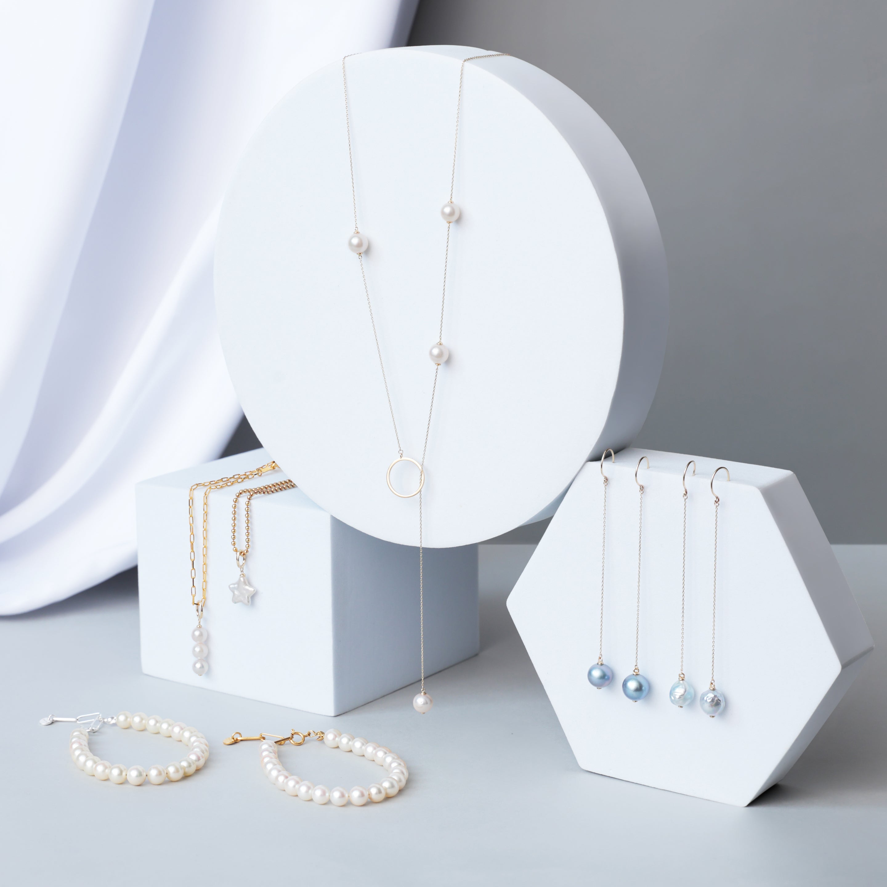 K10 1dot アコヤブラックパールピアス （バロック） – mi luna